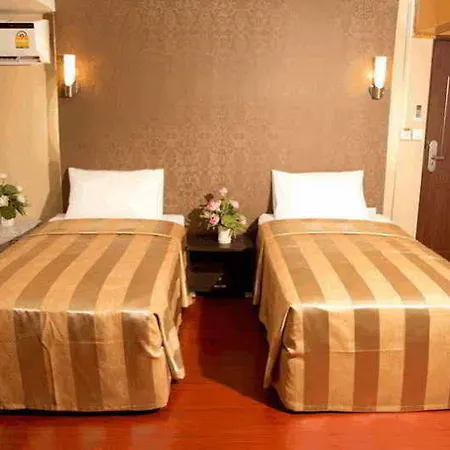 Visiting Card Hotel & Resort